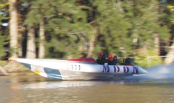 MOON 850 Offshore Class III 2 lts. Rigid Inflatable Boat  RIB Lunamar Boatyard  Races Competition Motonautique