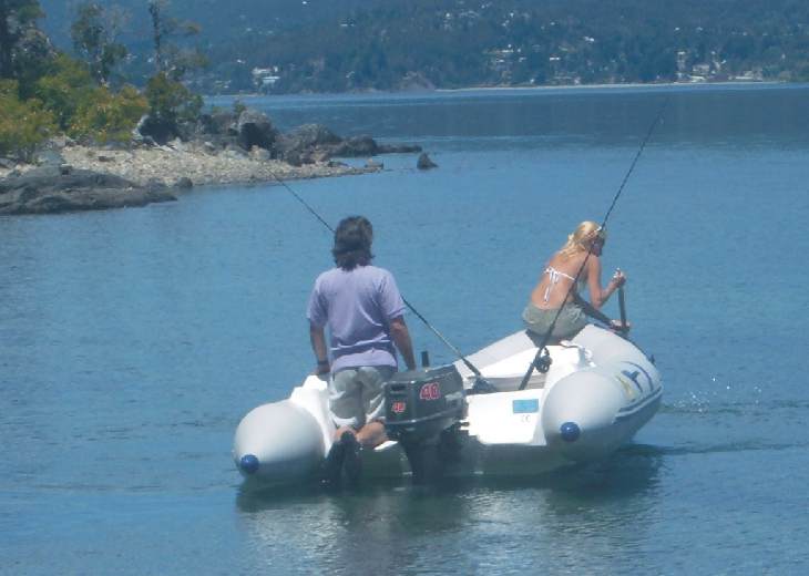 MOON 440 T Semi rigid inflatable boat ribs rhibs lunamar boatyard bariloche argentina 