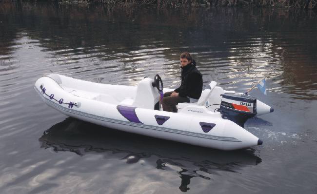 MOON 440 rigid inflatable boat CE homologed