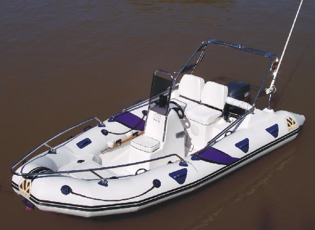 moon 440 T semi rigid inflatable boat ribs lunamar boatyard EC homologed certified