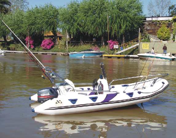 moon 440 T semi rigid inflatable boat ribs lunamar boatyard EC homologed certified