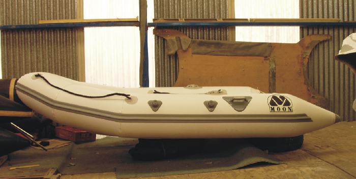 MOON 310 Dinghy Rigid Hull Inflatable Boat RIBs Lunamar Boatyards