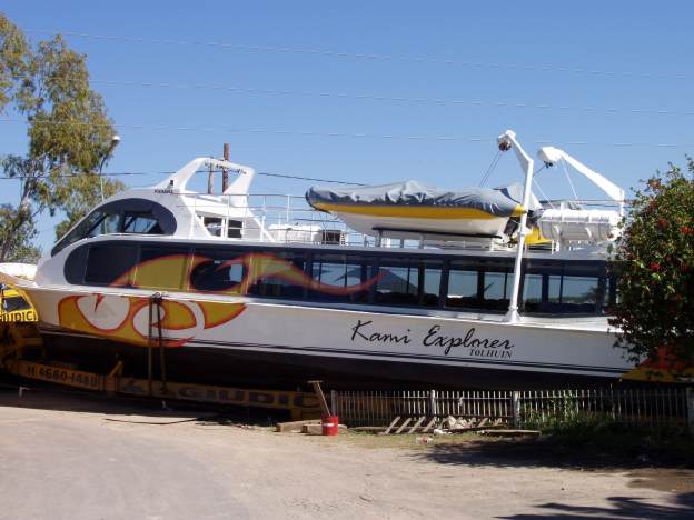 botes MOON 560 Sport Turismo Apoyo de buques Pasajeros Patagonia Tierra del Fuego