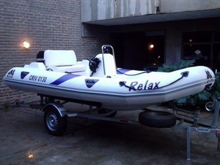 MOON 440 T ribs rigid inflatable boats. Semirrigida neumatica inflable TRAILER.