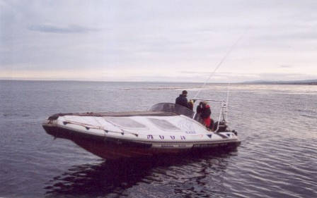 BOTE INFLABLE SEMIRRIGIDO MOON NAV III 890 Estrecho de Magallanes