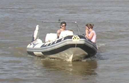 semi rgid inflatable boat 560 Ocean ROSARIO PARANA river 