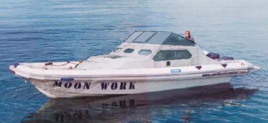 MOON Work 1040 Rib Interceptor Cabin passangers pilots tourism military