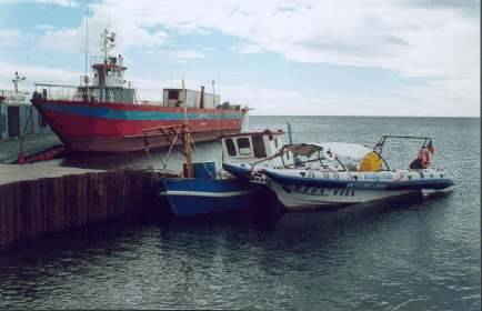 Straits of Magallean MOON 1150 work bus Work Rigid Hull Inflatable Boat Lunamar Shipyards transport and professional work