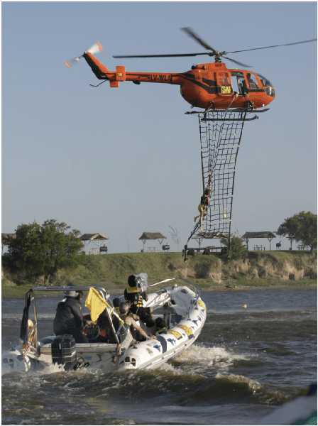 FEAR FACTOR ALEMANIA  servicio de embarcaciones producciones televisivas eventos filmaciones fotografias alquiler Semirrigidos Moon GENTILEZA SANTIAGO LEPERA FOTOGRAFOS