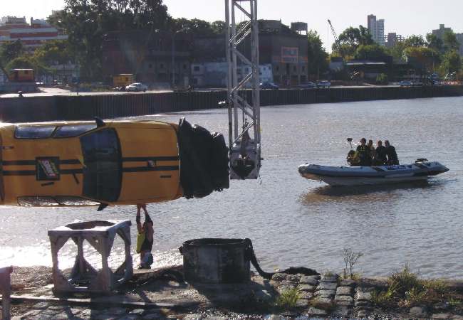 boat rental,  rescue, security in the water, films, tv, fotographs, productions, risk scenes, stunts, special effects