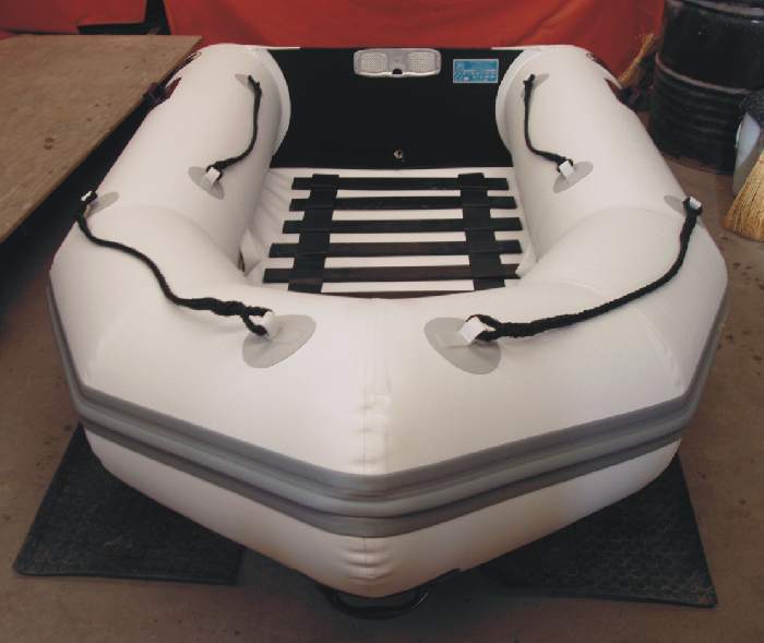 MOON 260 and 310 Roll up inflatable boat dinghy tender. Gomon Enrollable 310