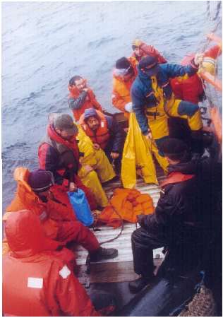 Astilleros lunamar semirrigidos MOON turismo en Patagonia Cabo de Hornos