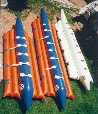 Bananas Inflables Potros de agua MOON astillero lunamar