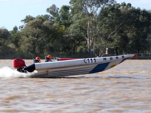 Motonautique Power Boats Offshore races racings pilots Campana semi rigids MOON ribs class III 2 lts